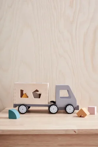 Camion trieur de formes Aiden Kids Concept