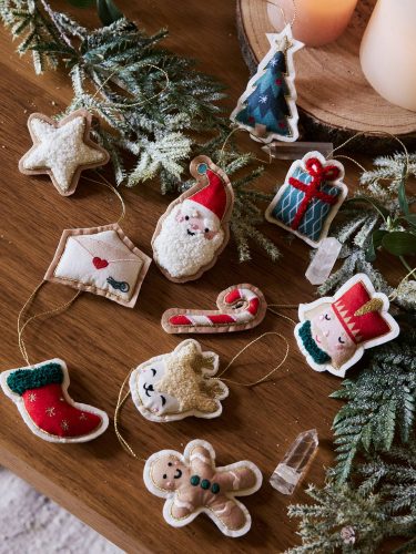 Décorations De Noël Casse-Noisette - Lot De 5 En Bois Peint - 12,5 Cm - À Suspendre Ou Poser